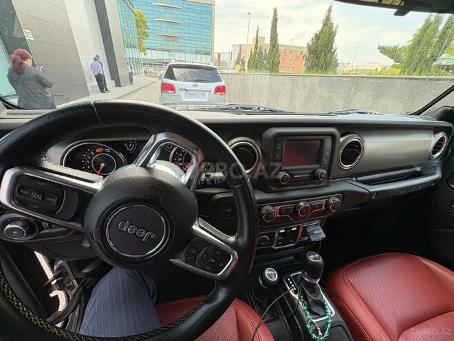 Jeep Wrangler-3