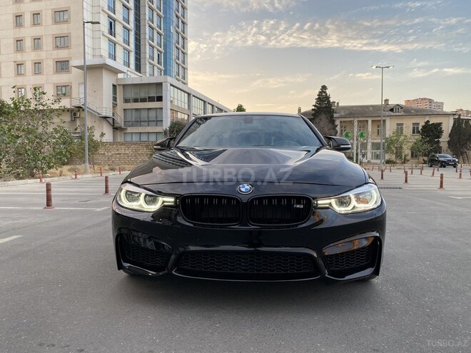 BMW 320-1