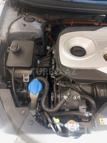 Hyundai Sonata-15