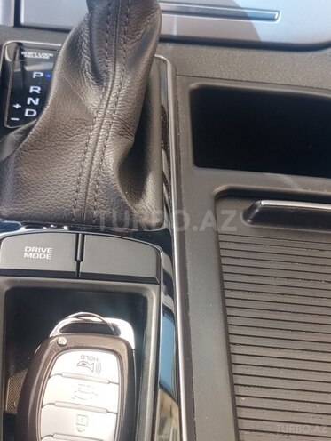 Hyundai Sonata-13