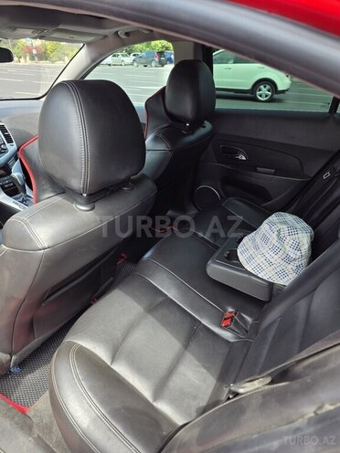 Chevrolet Cruze-8