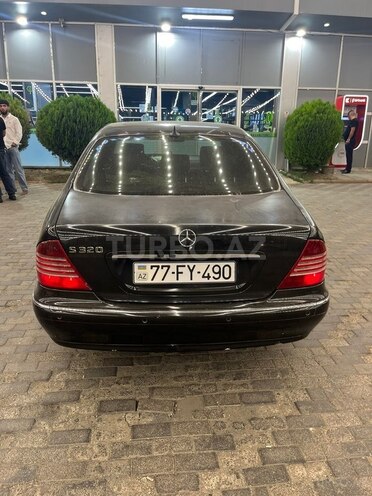 Mercedes S 320-4