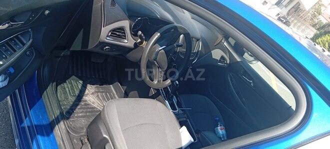 Chevrolet Cruze-9