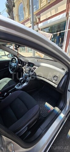 Chevrolet Cruze-8