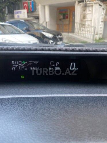 Toyota Aqua-8