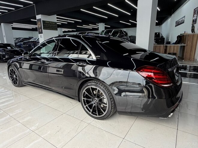 Mercedes S 400 d-2