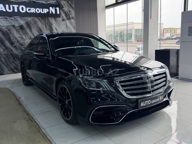 Mercedes S 400 d-1