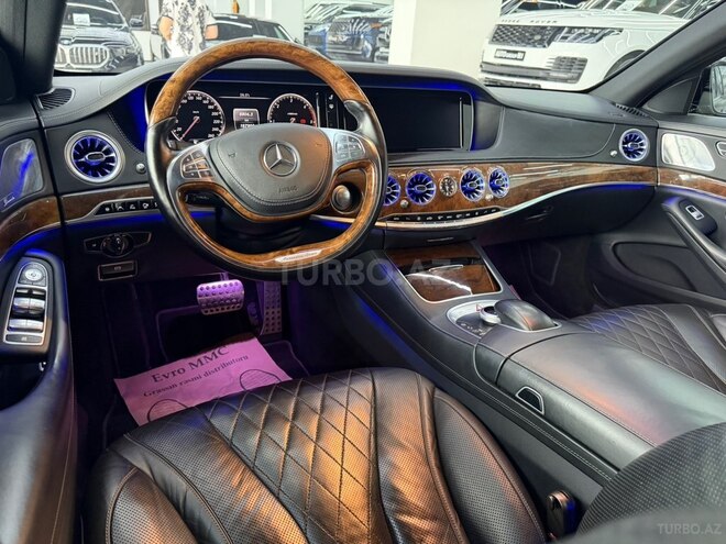 Mercedes S 400 d-9