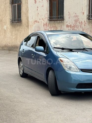 Toyota Prius-7