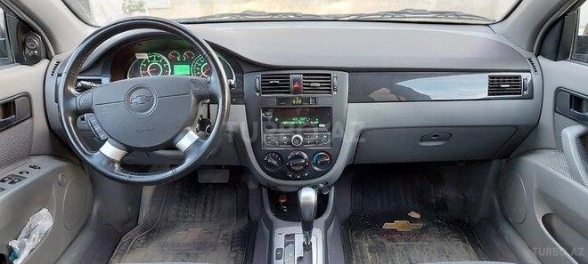 Chevrolet Lacetti-2