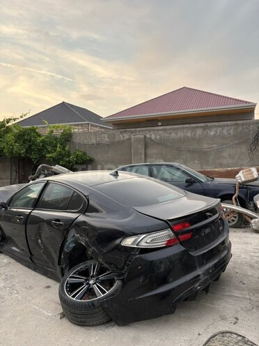 Jaguar XF-3
