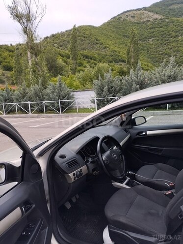 Opel Astra-6