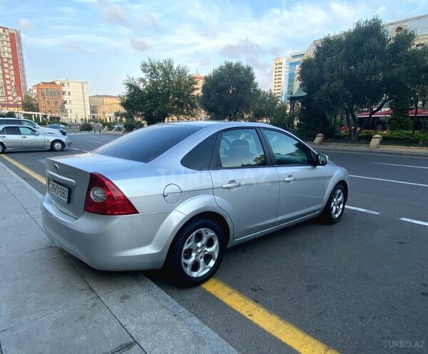 Ford Focus-4