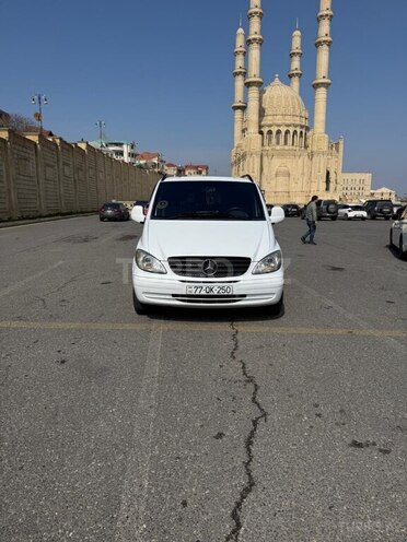 Mercedes Vito 111 CDI-1