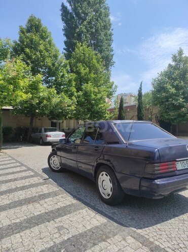 Mercedes 190-3