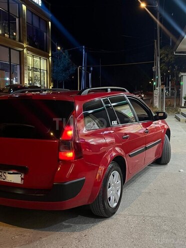 Renault Megane-2