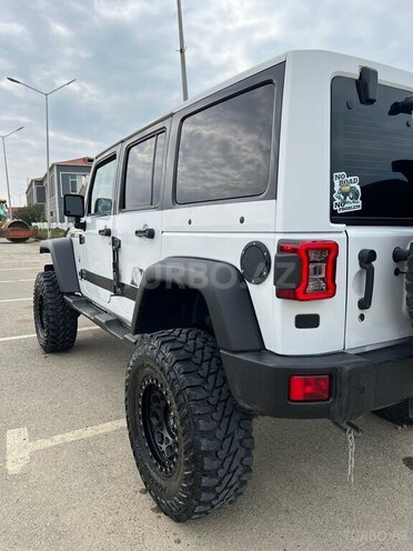 Jeep Wrangler-8