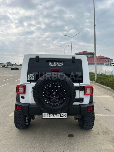 Jeep Wrangler-10