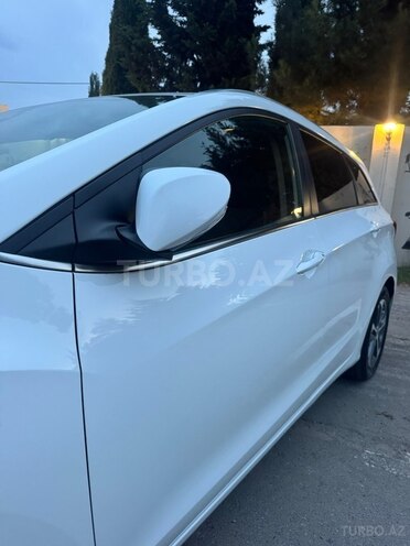 Hyundai i30-8