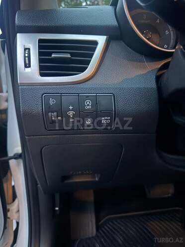 Hyundai i30-10