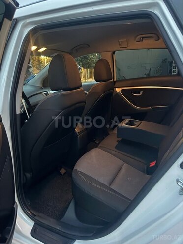 Hyundai i30-15