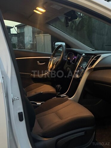 Hyundai i30-14