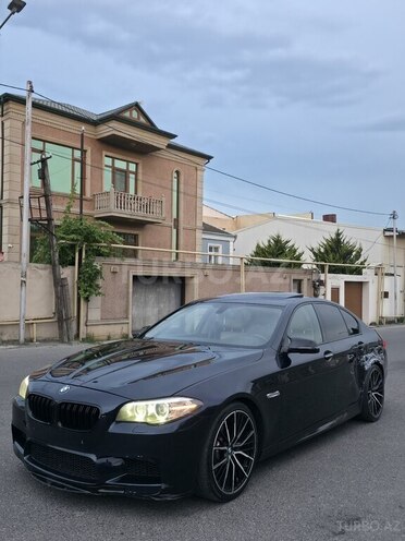 BMW 528-2