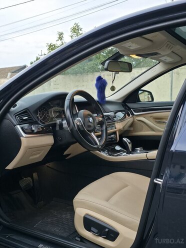 BMW 528-7