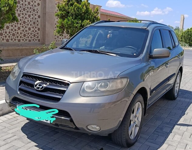 Hyundai Santa Fe-1