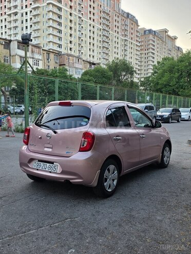 Nissan March-5