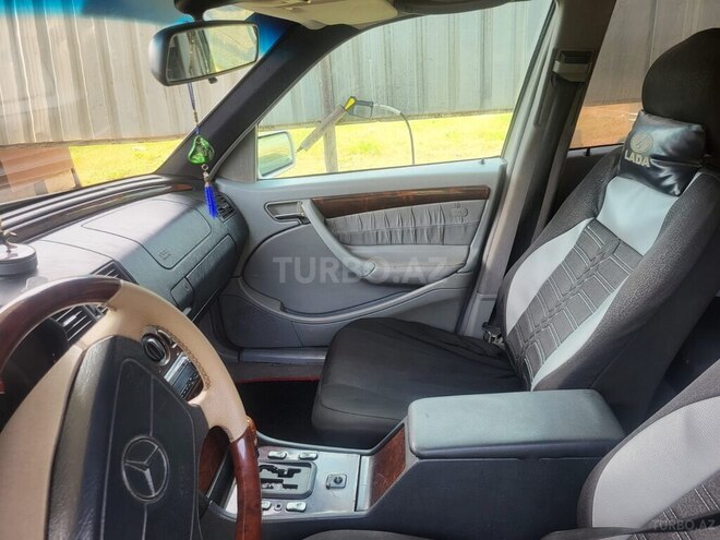 Mercedes C 240-4