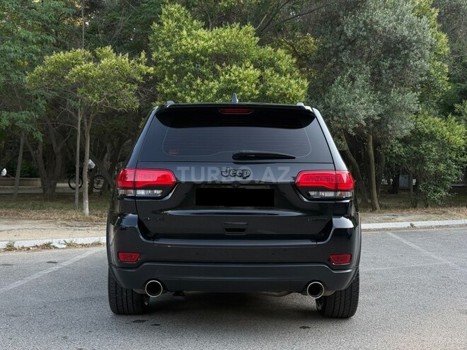 Jeep Grand Cherokee-5