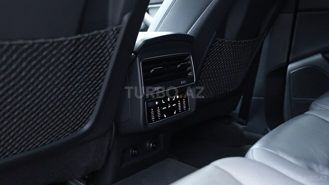 Audi Q7-17