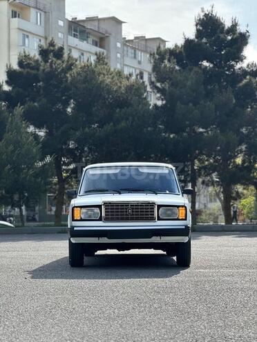 LADA (VAZ) 2107-1