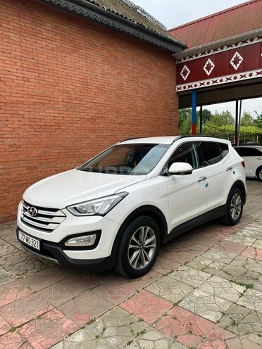 Hyundai Santa Fe-1