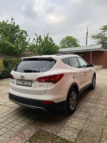 Hyundai Santa Fe-4