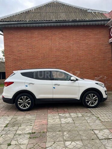 Hyundai Santa Fe-8
