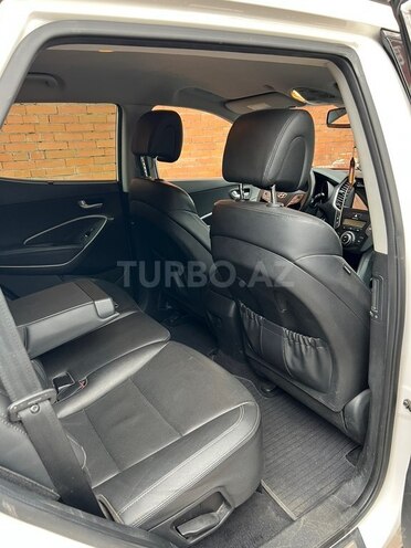 Hyundai Santa Fe-16