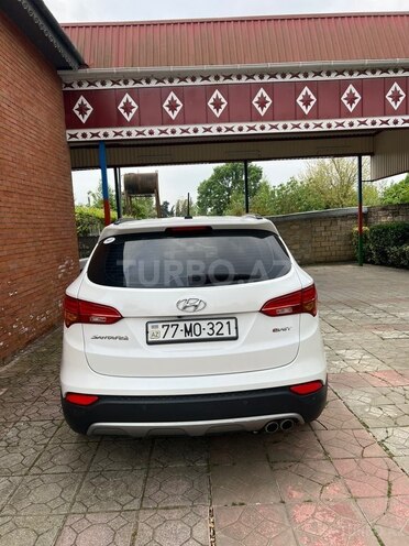 Hyundai Santa Fe-6