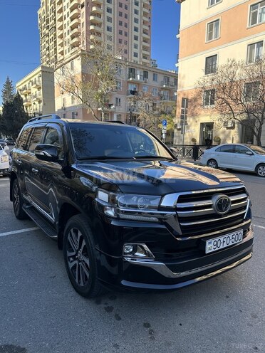 Toyota Land Cruiser-2