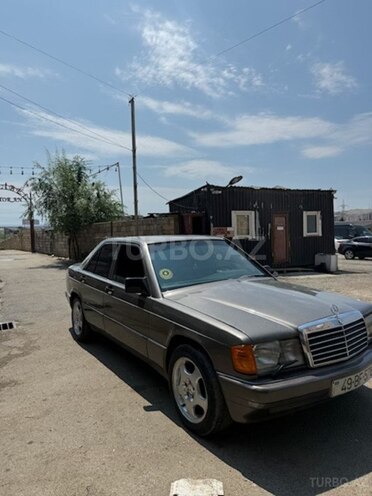 Mercedes 190-3