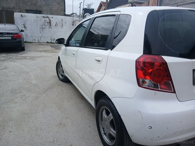 Chevrolet Aveo-2