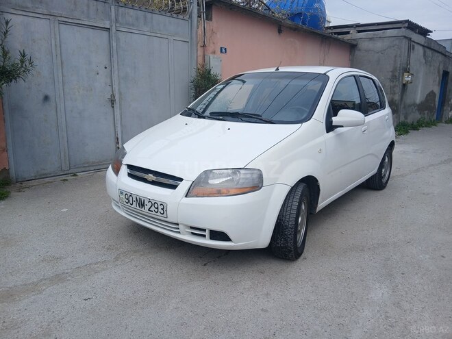 Chevrolet Aveo-1