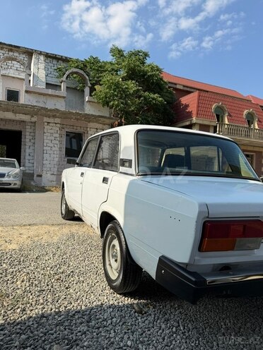 LADA (VAZ) 2107-5