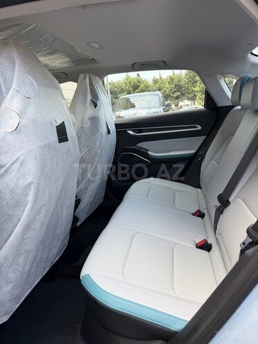 Geely Emgrand-13