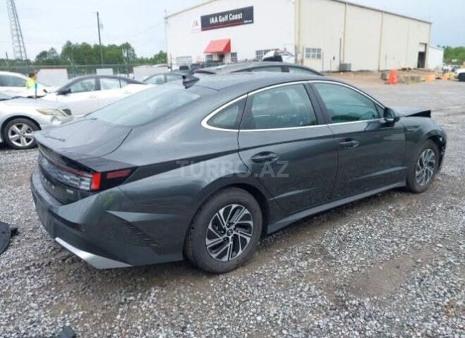 Hyundai Sonata-7
