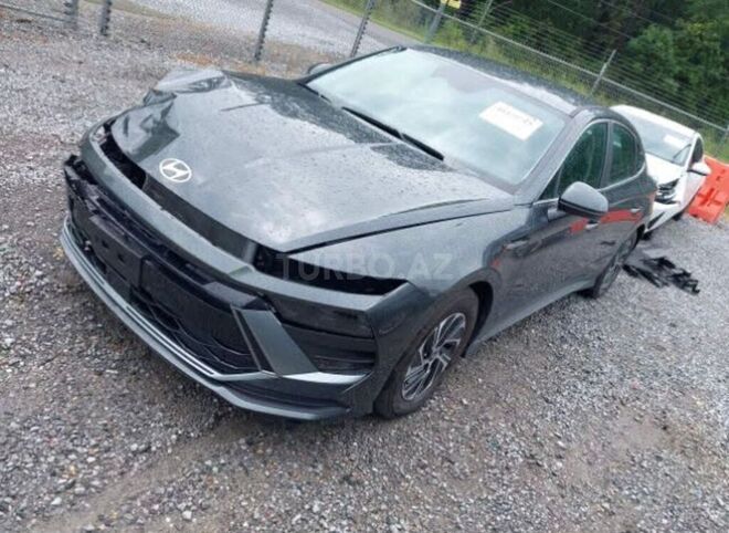 Hyundai Sonata-1