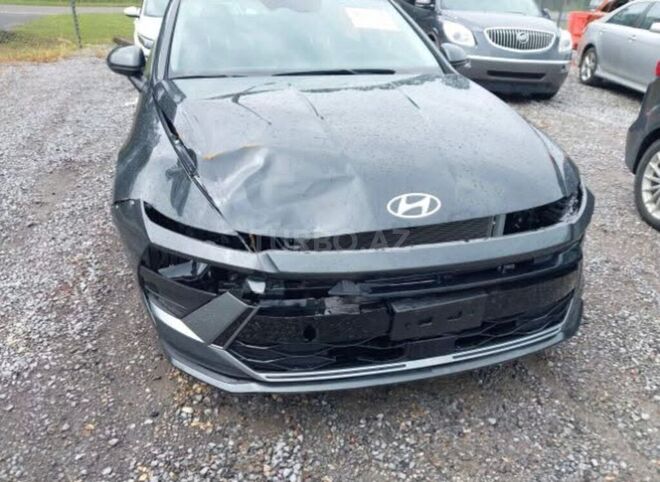 Hyundai Sonata-4