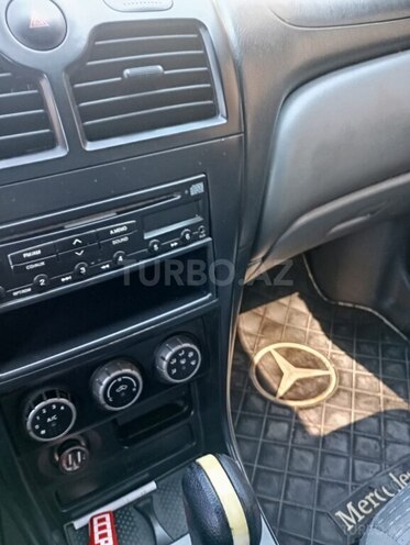 Nissan Sunny-7