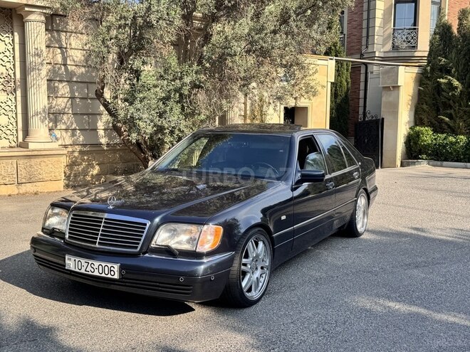 Mercedes S 320-13